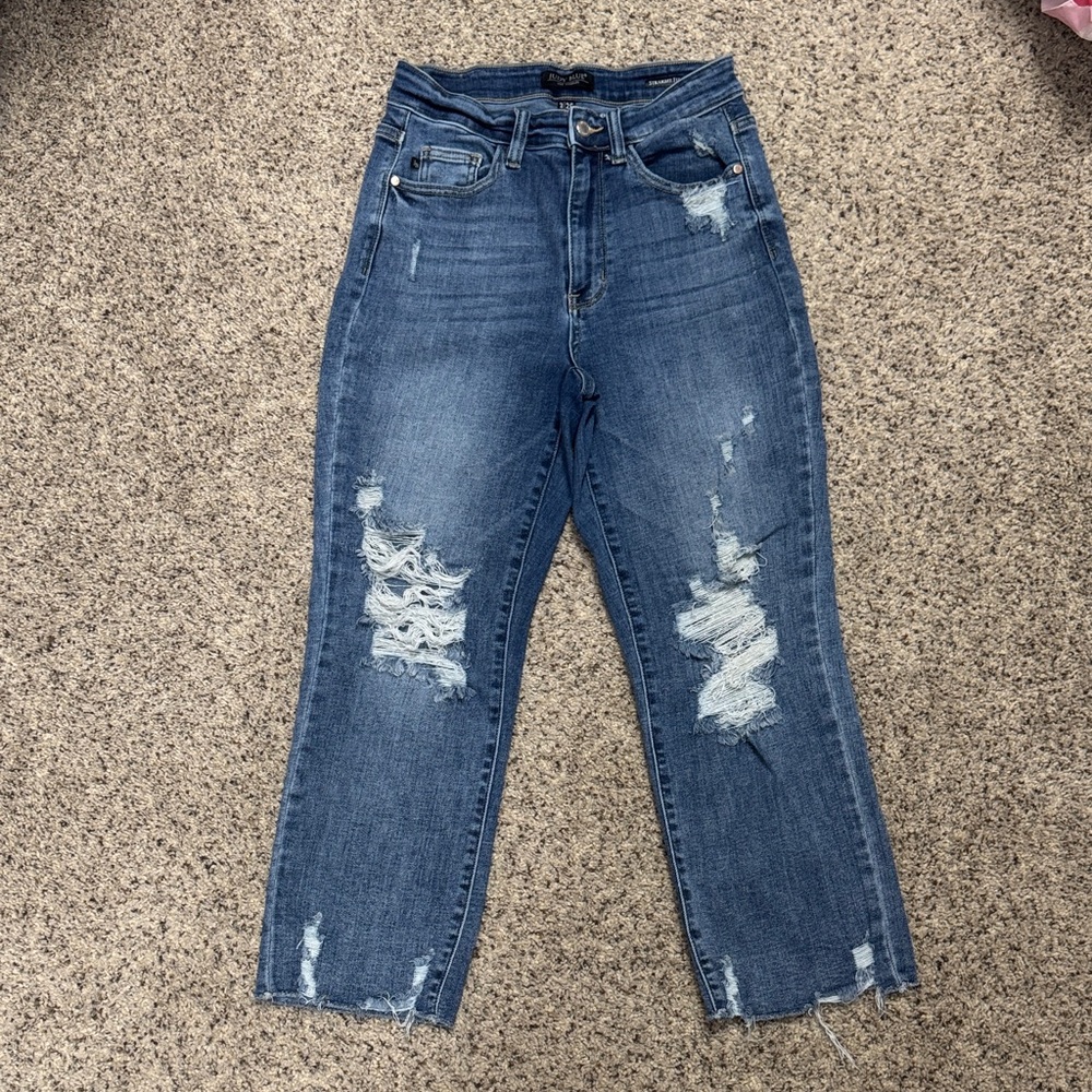 Judy Blue Distressed Ankle Straight Jeans
